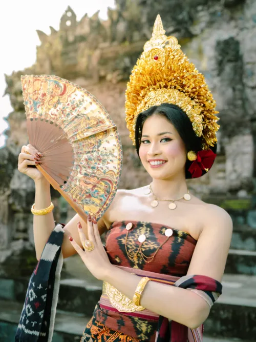 Nyoman Putri