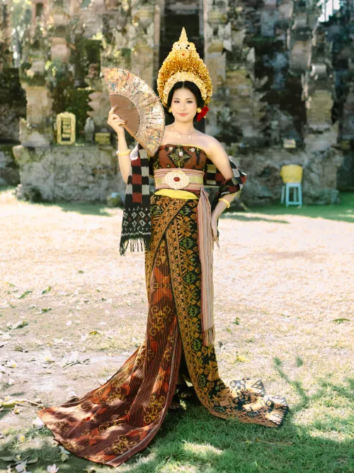 Nyoman Putri